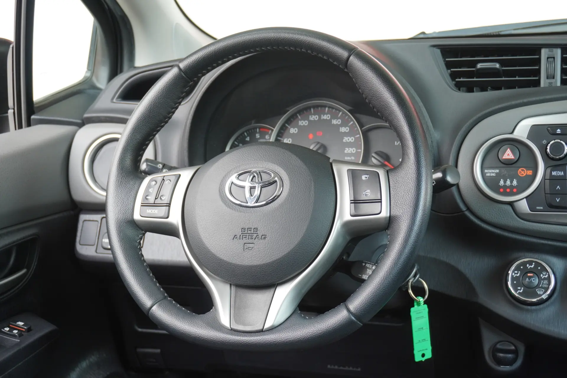 Toyota Yaris 1.4 D-4D ACtive+AC 99g 8