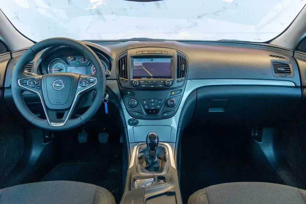 Opel Insignia Sports Tourer 2.0 CDTi Cosmo S/S 3