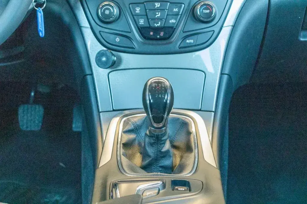 Opel Insignia Sports Tourer 2.0 CDTi Cosmo S/S 13