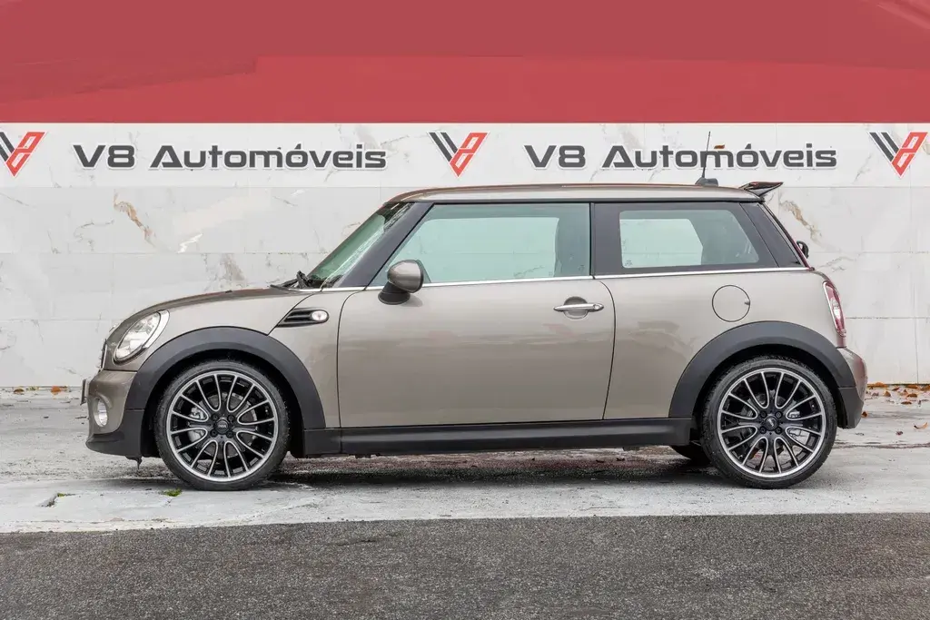 MINI 3 Portas One D 2