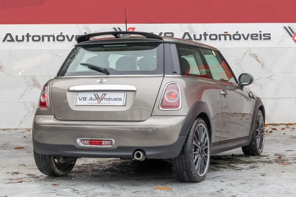 MINI 3 Portas One D 3