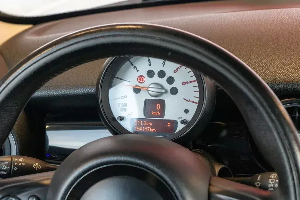 MINI 3 Portas One D 14