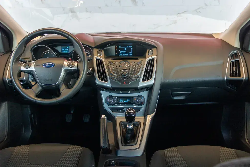 Ford Focus 1.0 EcoBoost S&S SYNC Edition 4