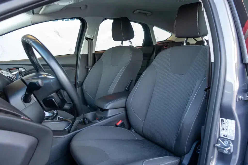 Ford Focus 1.0 EcoBoost S&S SYNC Edition 16