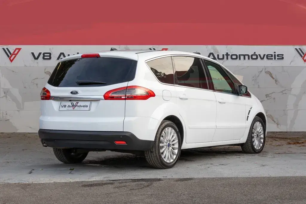 Ford S-Max 2.0 TDCi Titanium 7L 139g 3