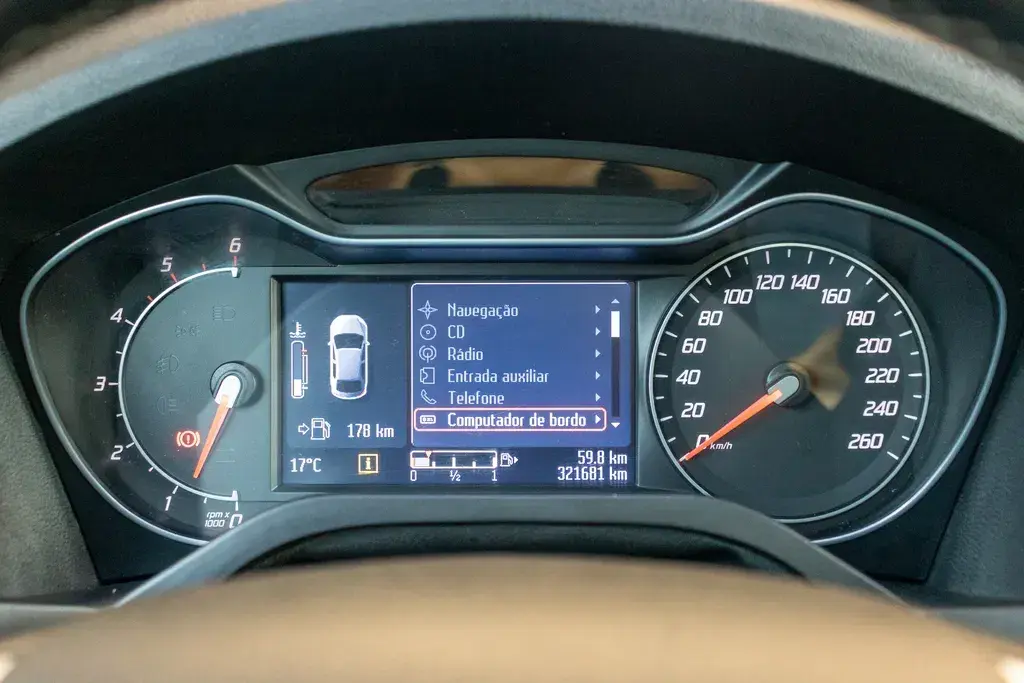 Ford S-Max 2.0 TDCi Titanium 7L 139g 8