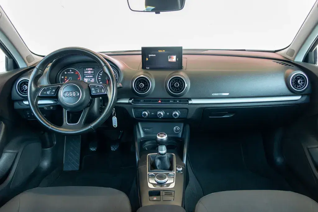 Audi A3 Sportback 1.6 TDI S-line 4