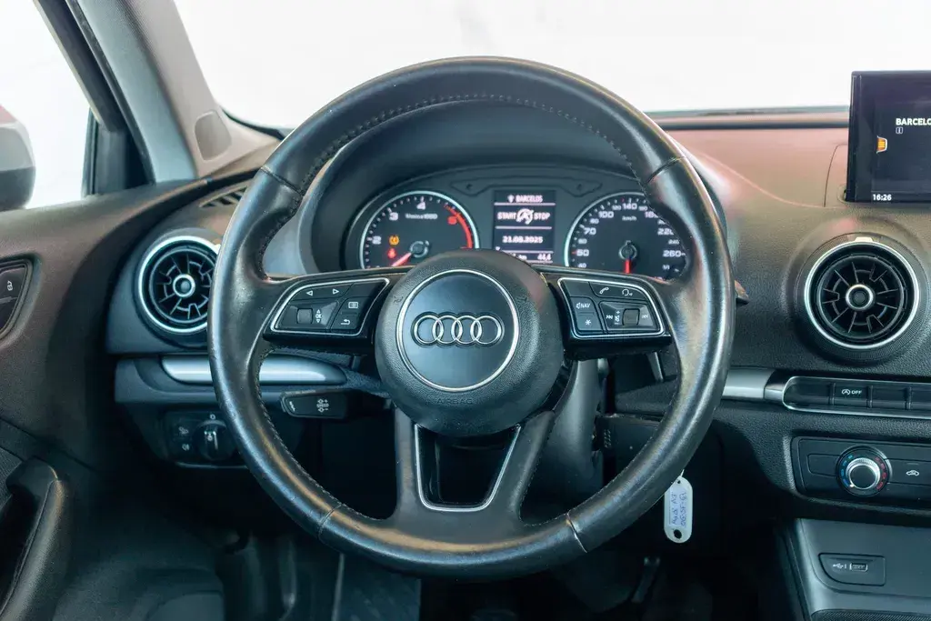 Audi A3 Sportback 1.6 TDI S-line 11