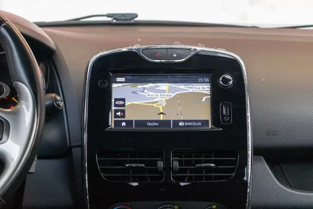 Renault Clio 1.5 dCi Dynamique S 82g 9