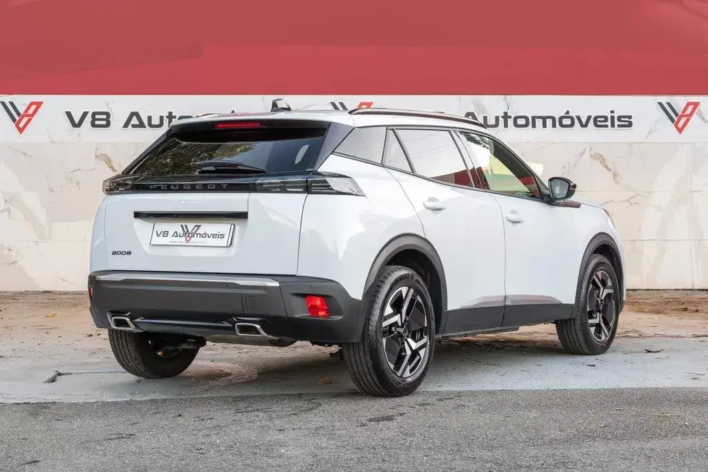 Peugeot 2008 1.2 PureTech Allure Pack EAT8 3