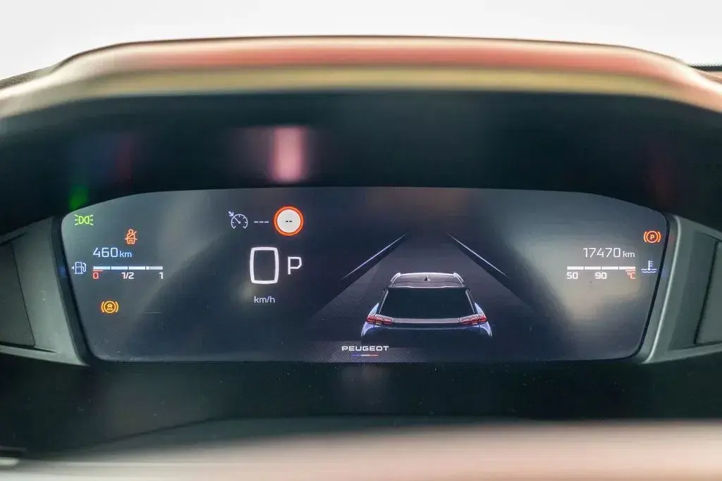 Peugeot 2008 1.2 PureTech Allure Pack EAT8 9