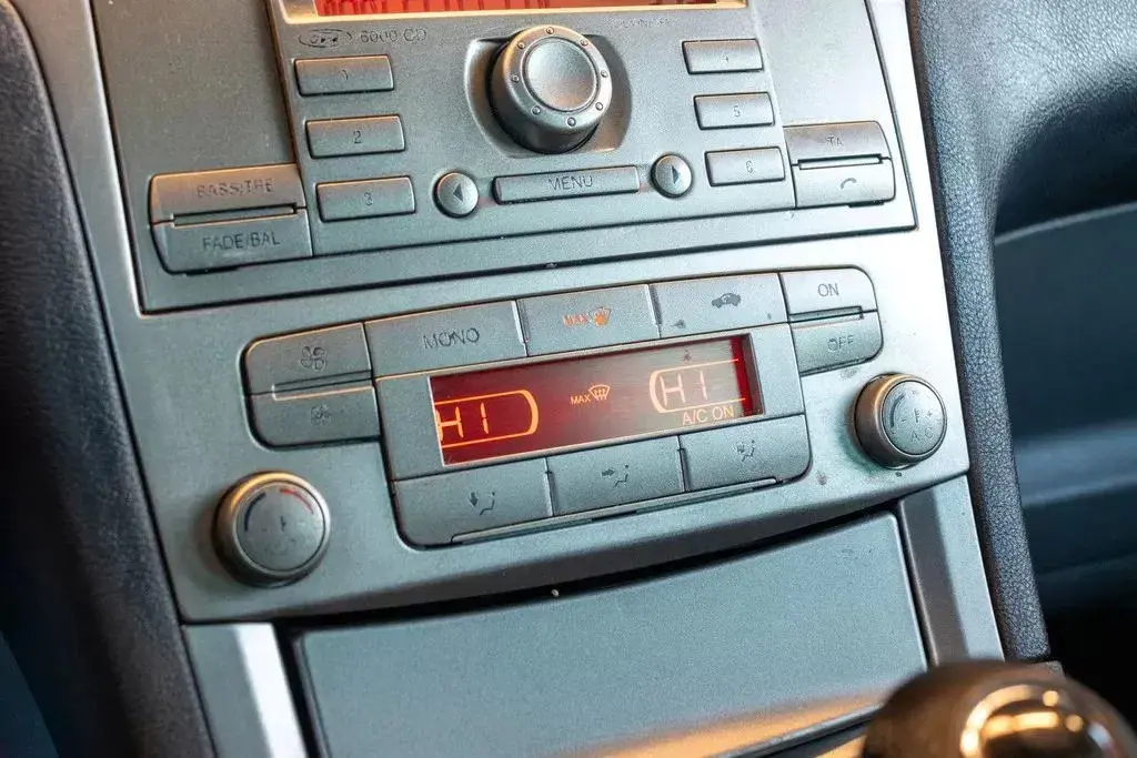 Ford S-Max 1.8 TDCi Titanium 7L 9