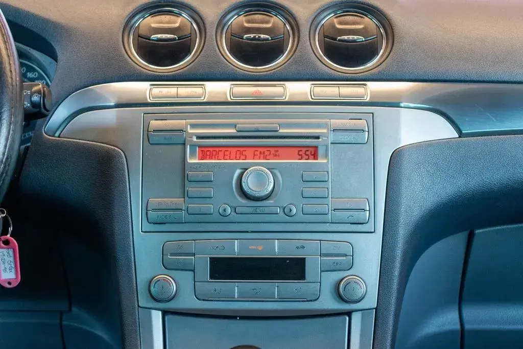 Ford S-Max 1.8 TDCi Titanium 7L 13