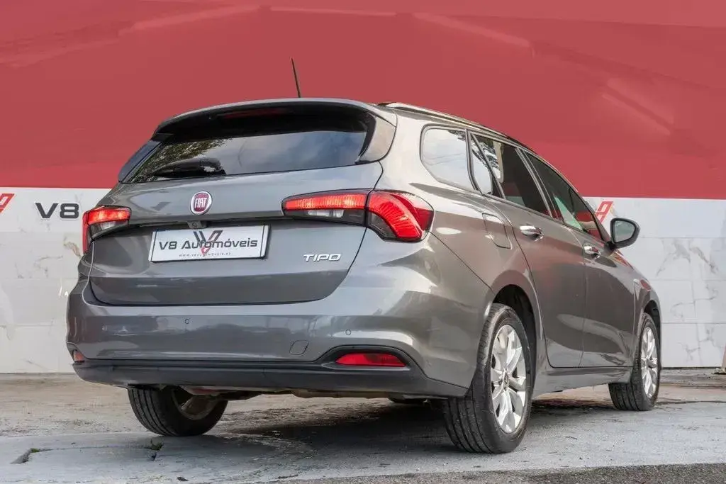 Fiat Tipo Station Wagon 1.3 M-Jet Lounge Tech 8