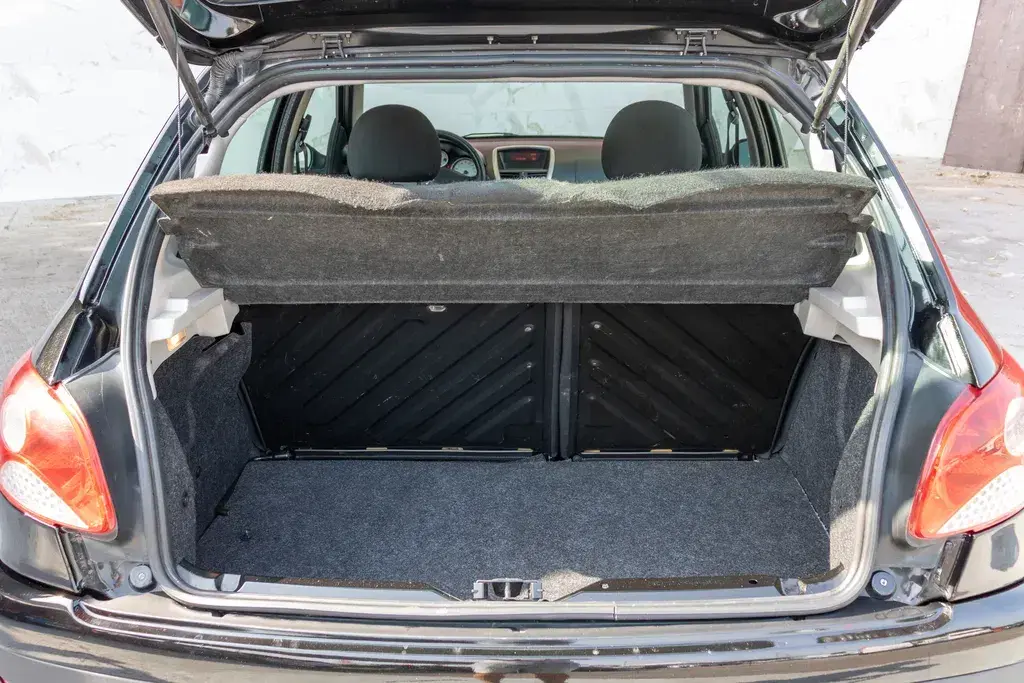 Peugeot 206+ 1.1 Urban 8