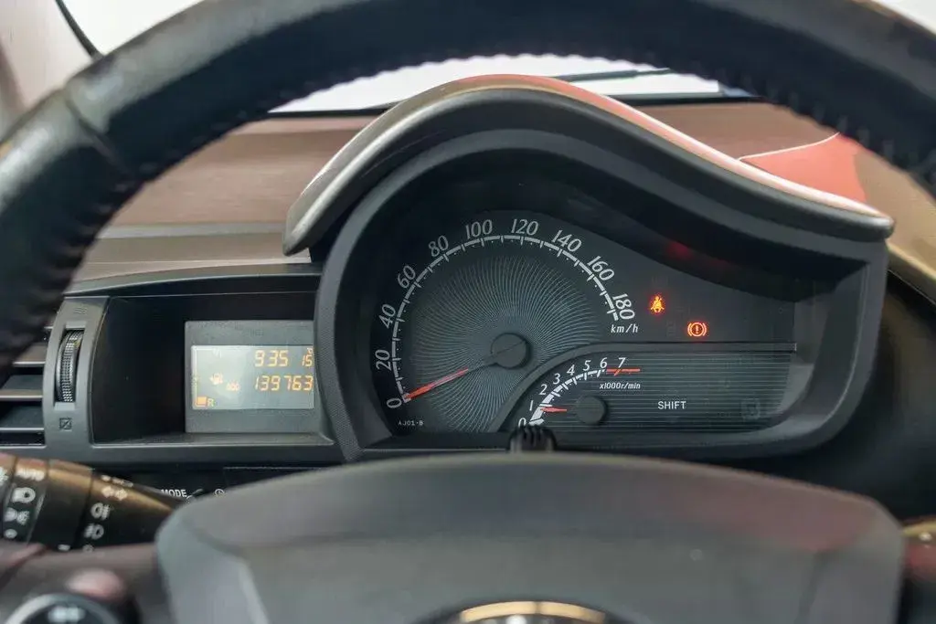 Toyota iQ 1.0 VVT-i 2 EP+NAVI+Bluetooth 5