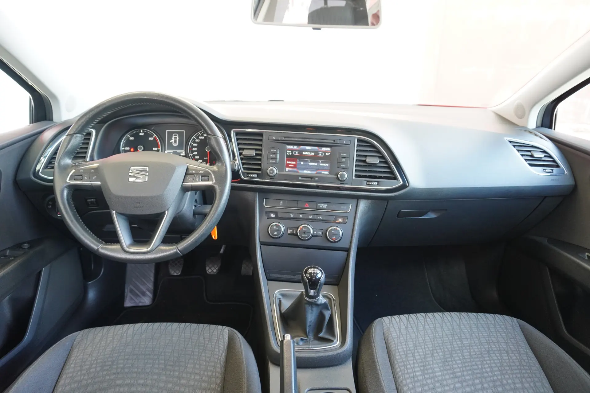 SEAT Leon 1.6 TDI DPF S&S Reference 5