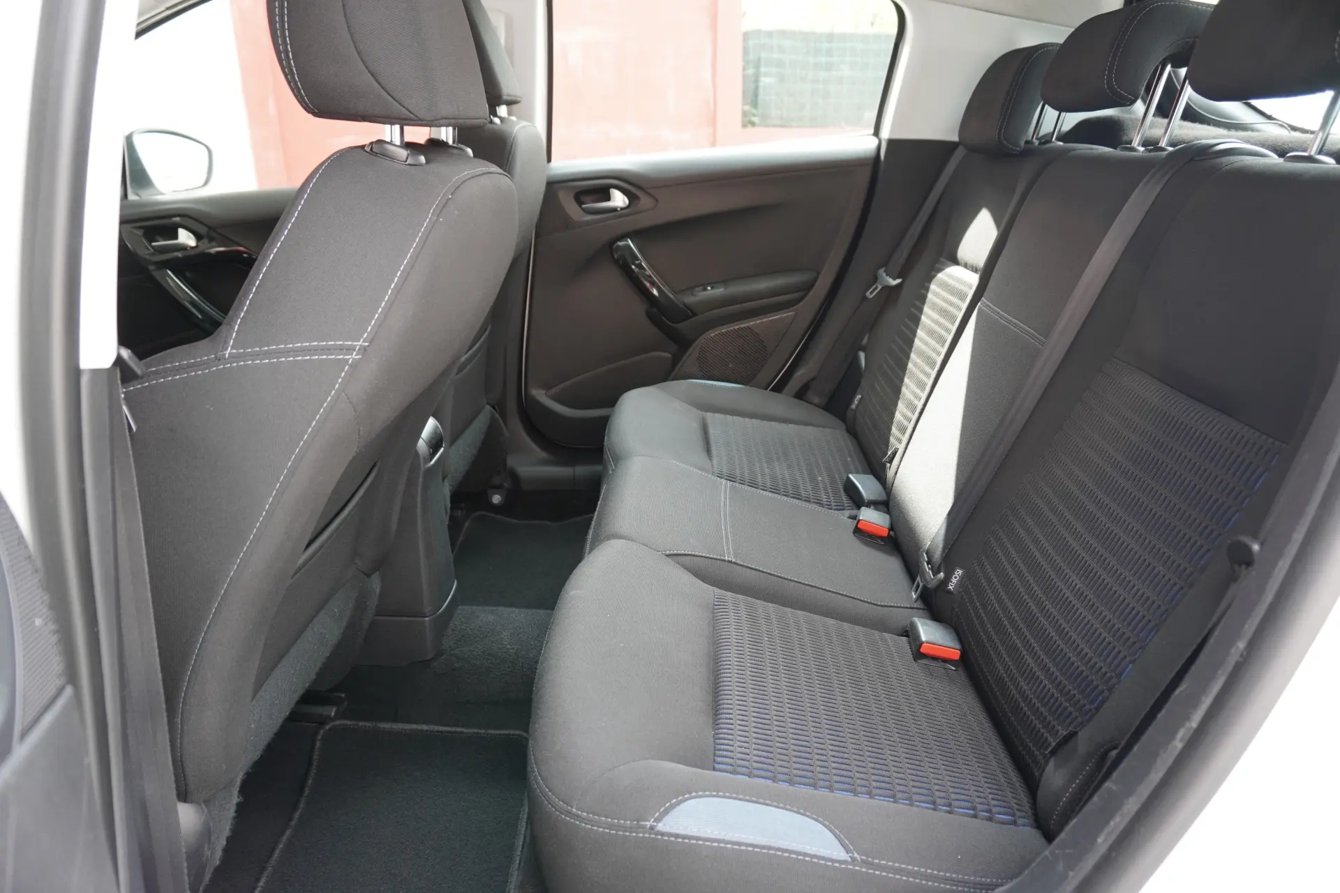 Peugeot 208 1.4 HDi Access 8