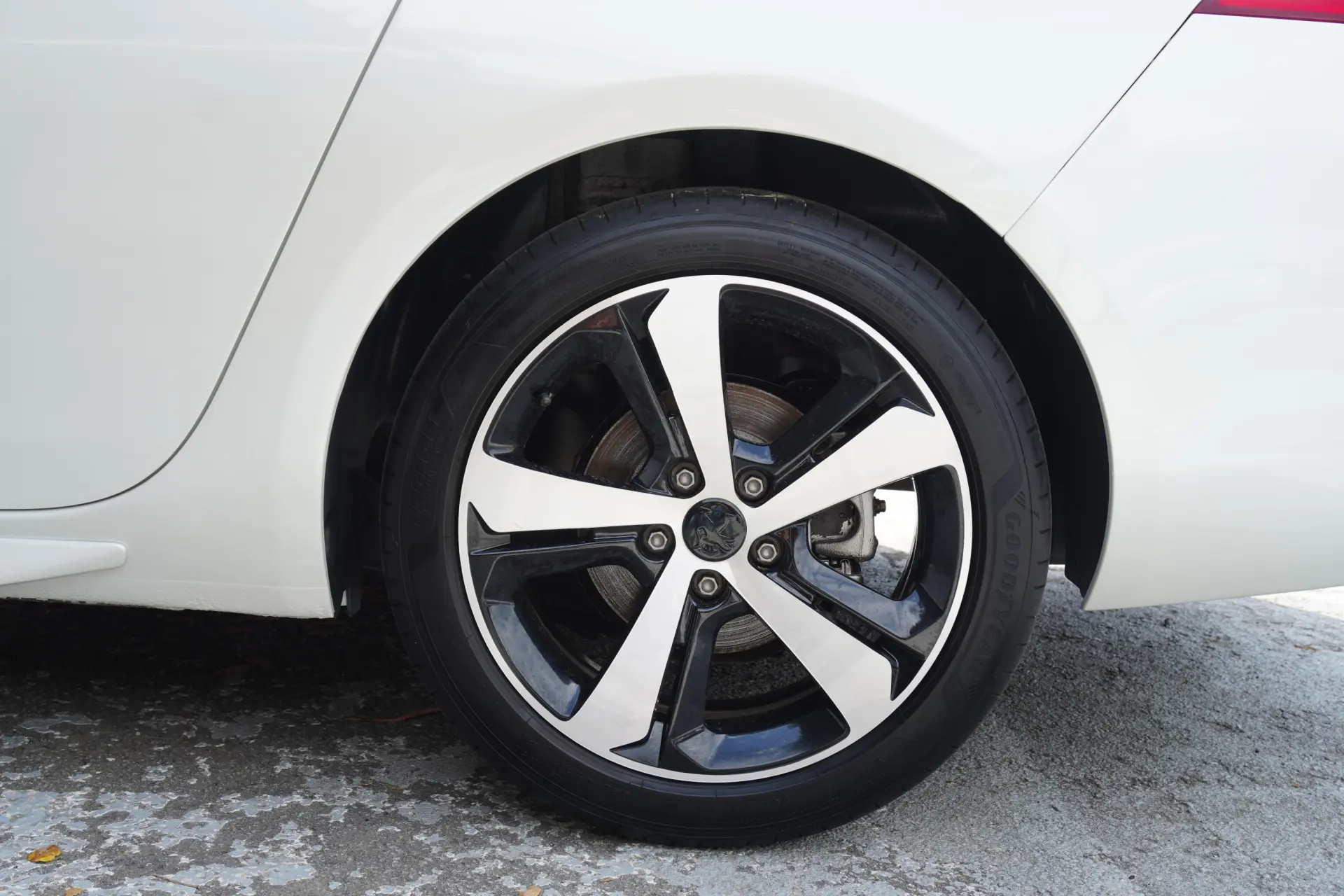 Peugeot 308 SW 1.5 BlueHDi GT Line 17