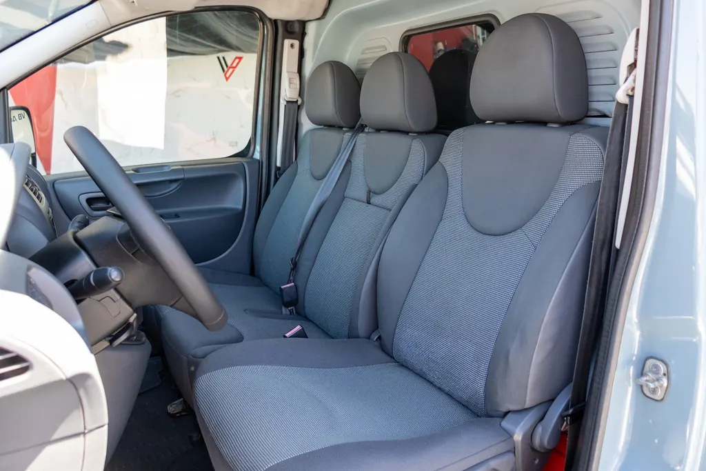 Toyota Proace 2.0 D-4D 3 LUG AC 6