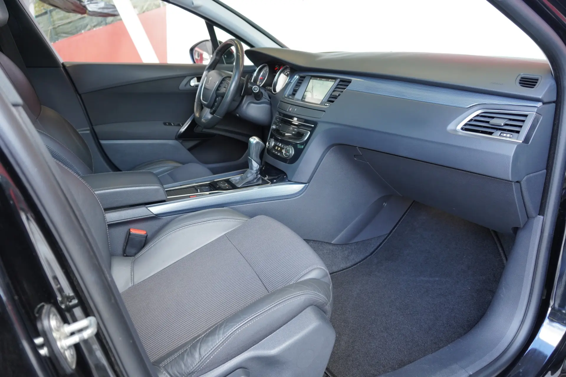 Peugeot 508 SW BlueHDi 180 EAT6 Stop&Start Allure 13
