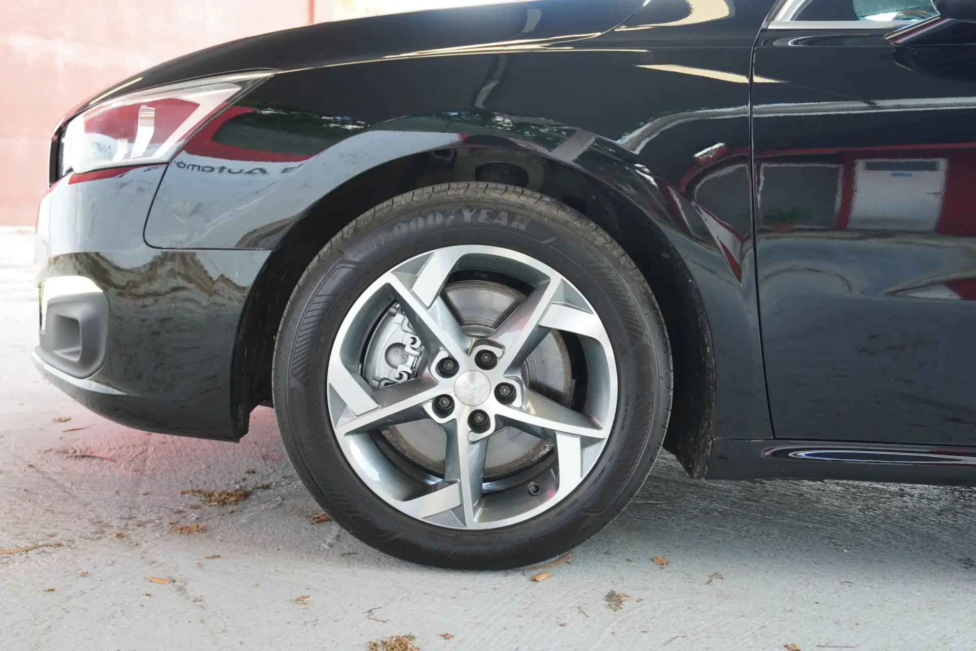 Peugeot 508 SW BlueHDi 180 EAT6 Stop&Start Allure 17