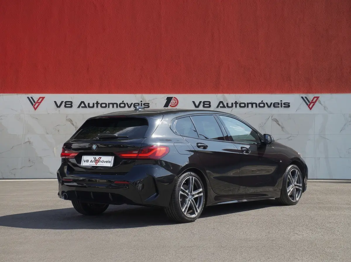BMW 116 d Pack Desportivo M 4