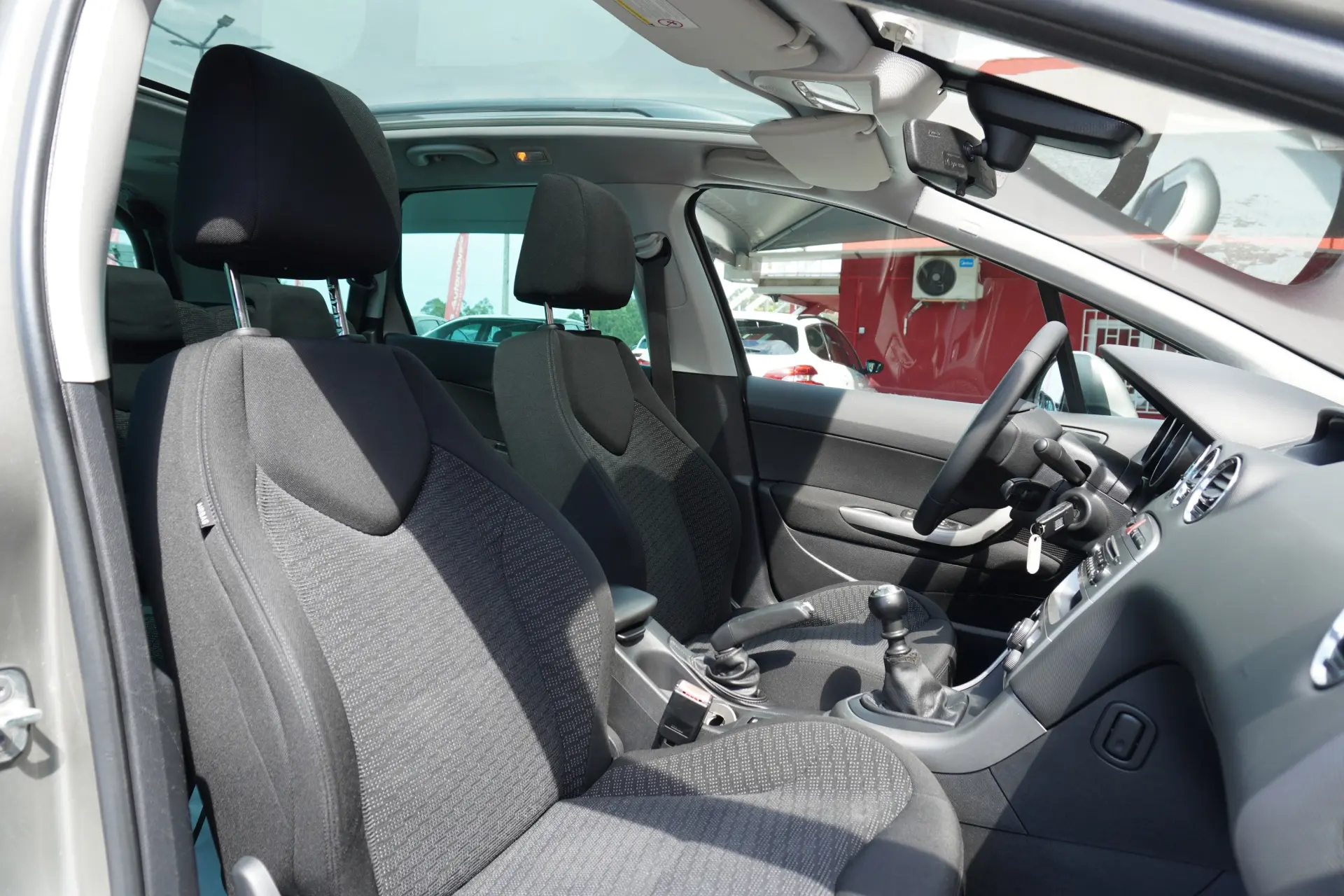 Peugeot 308 SW 1.6 HDi Executive CVM6 13