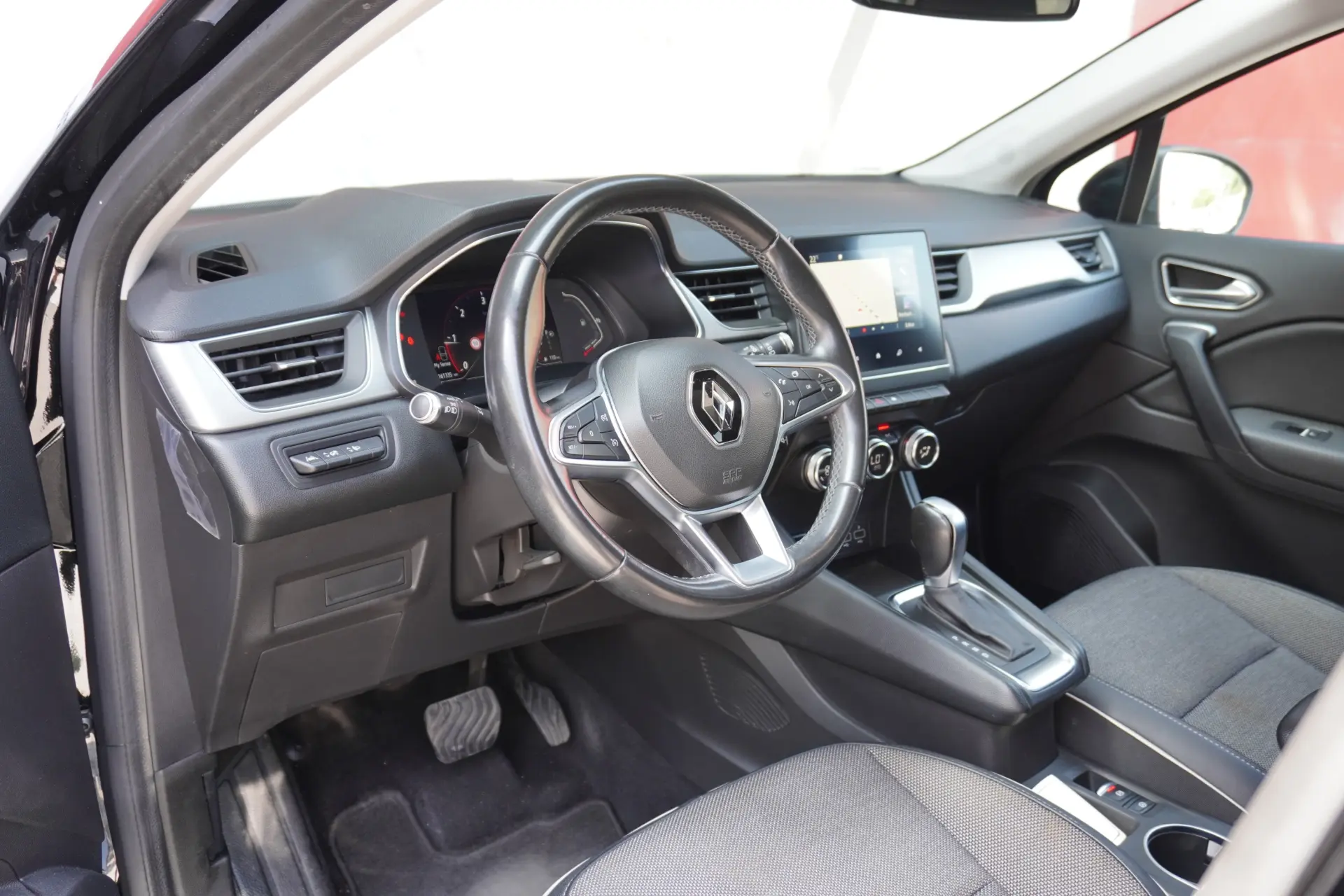 Renault Captur BLUE dCi 115 EDC INTENS 6