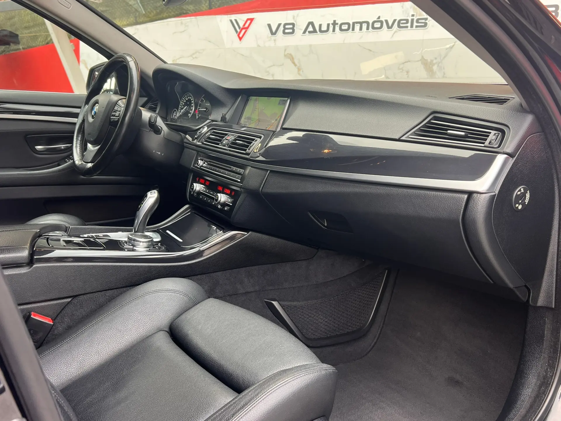 BMW 520 d Line Luxury Auto 13