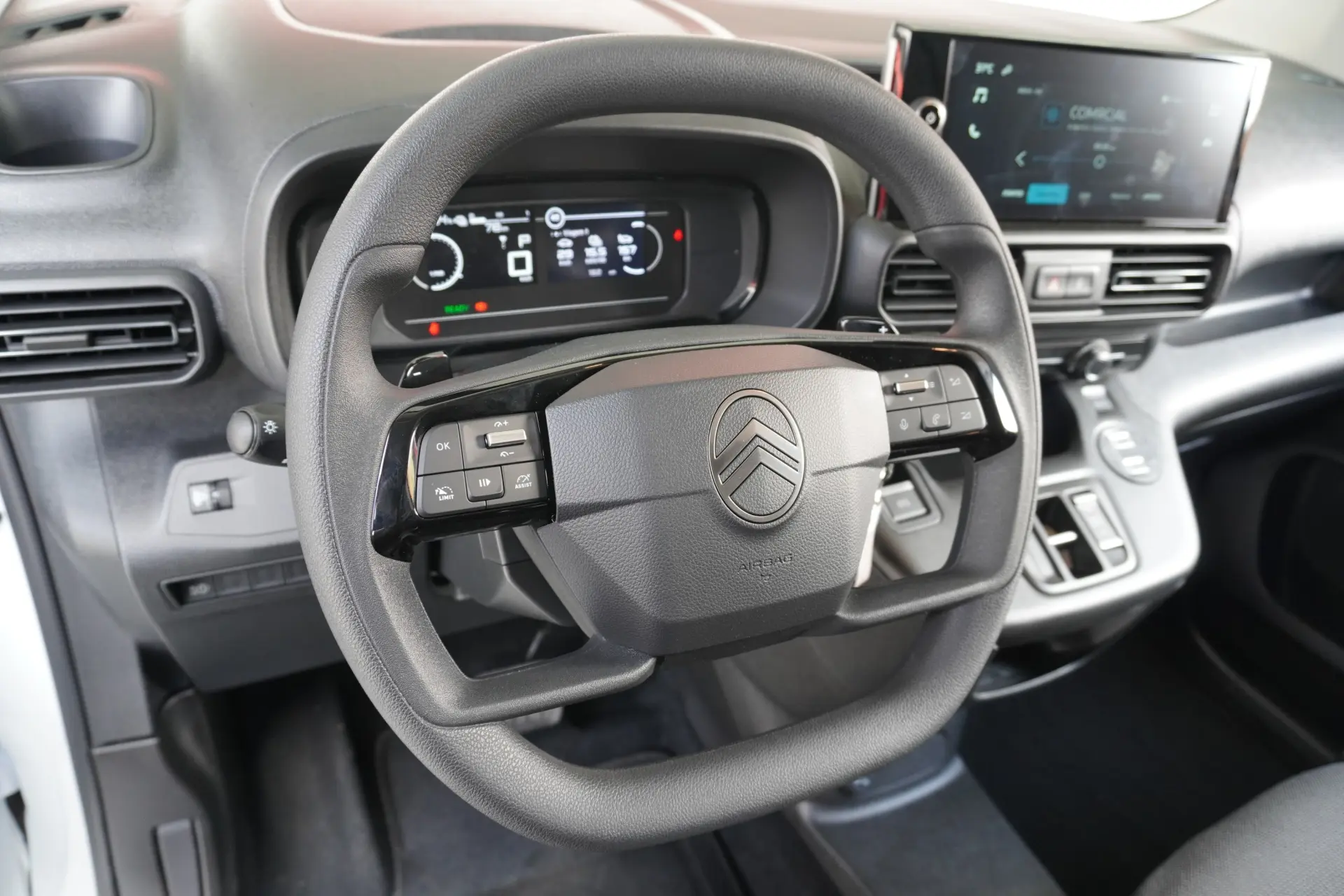 Citroen e-Berlingo 50 kWh XL Max 17