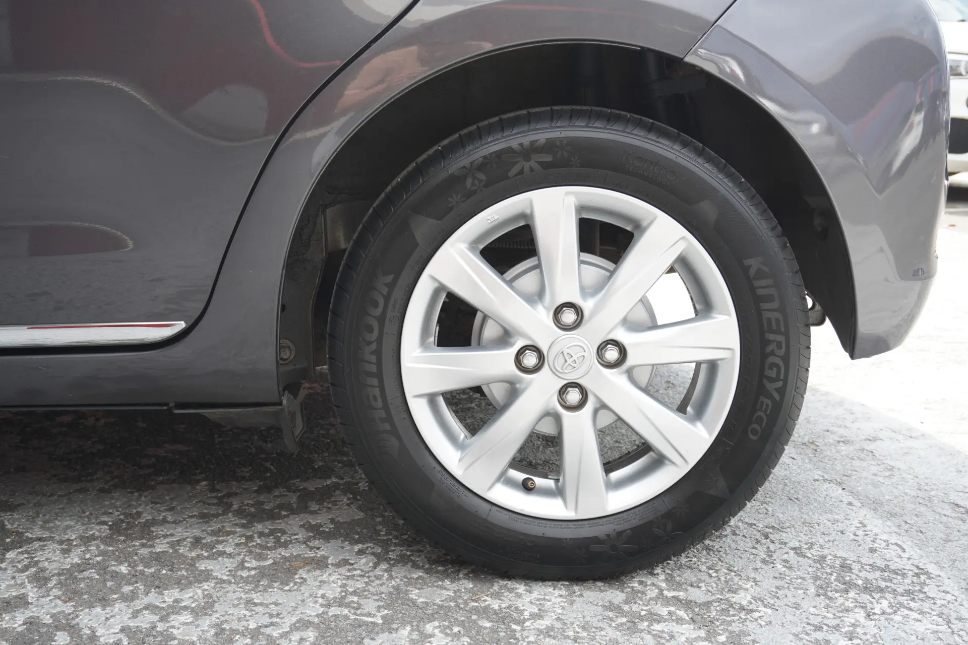 Toyota Yaris 1.4 D-4D ACtive+AC 99g 16