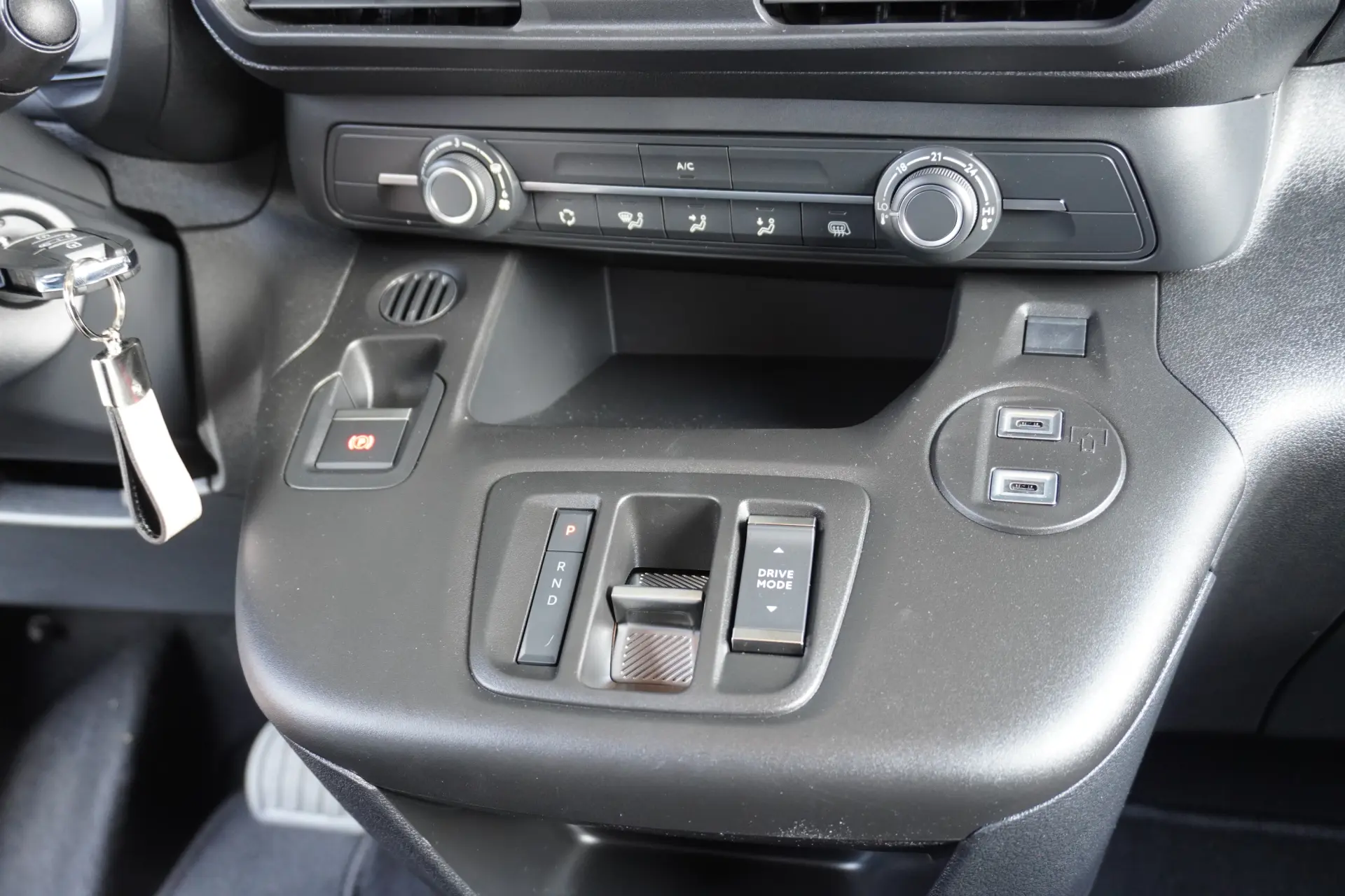 Citroen e-Berlingo 50 kWh XL Max 21
