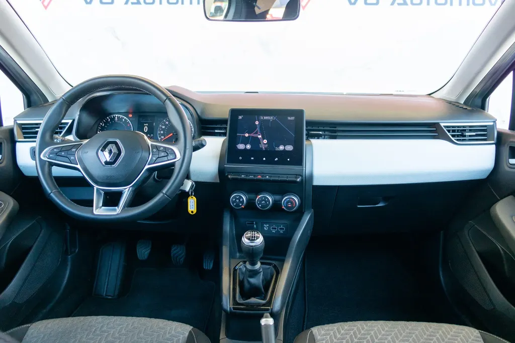 Renault Clio 1.0 TCe Intens 4