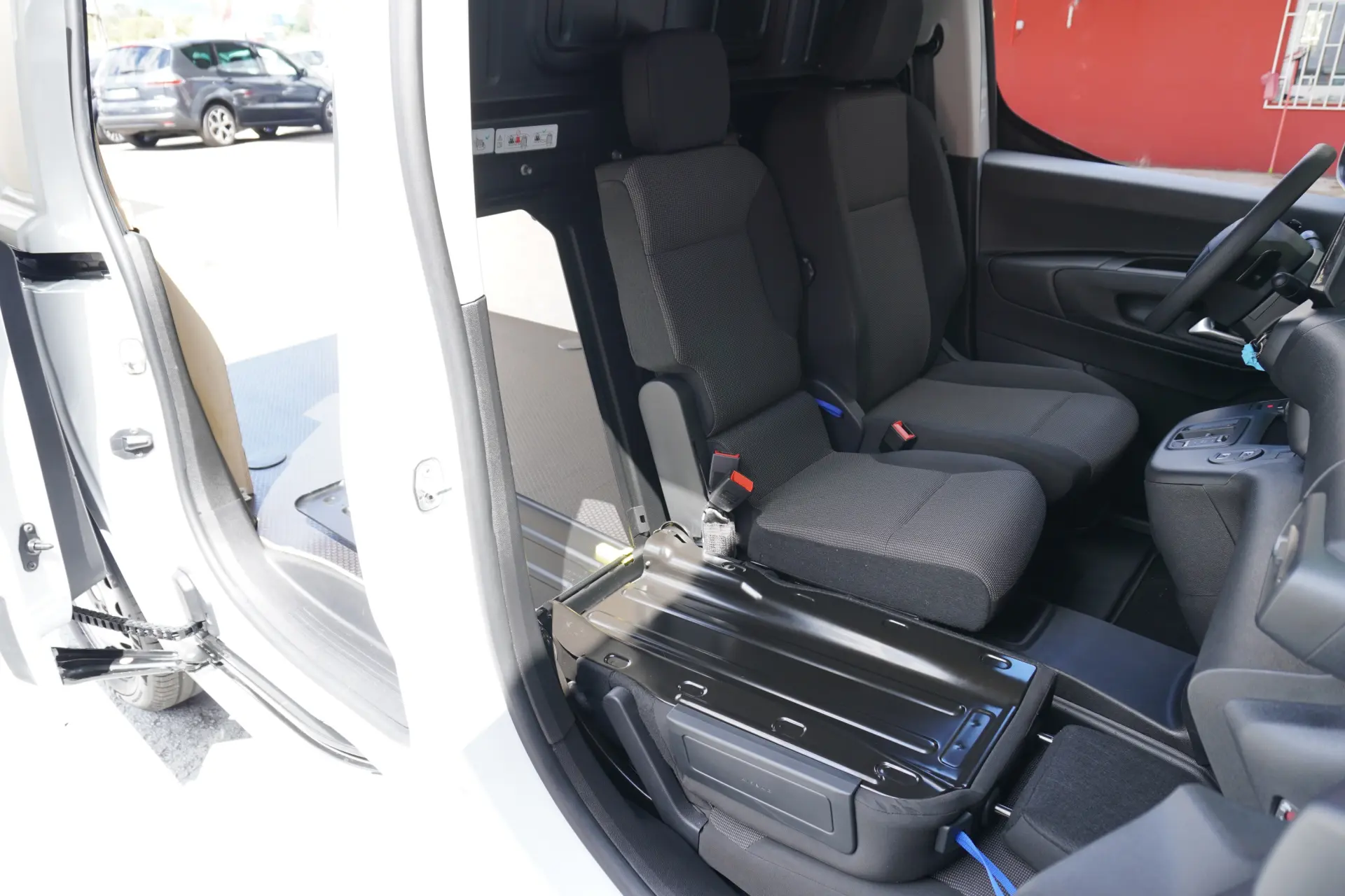 Citroen Berlingo M 130 EAT8 MAX 26