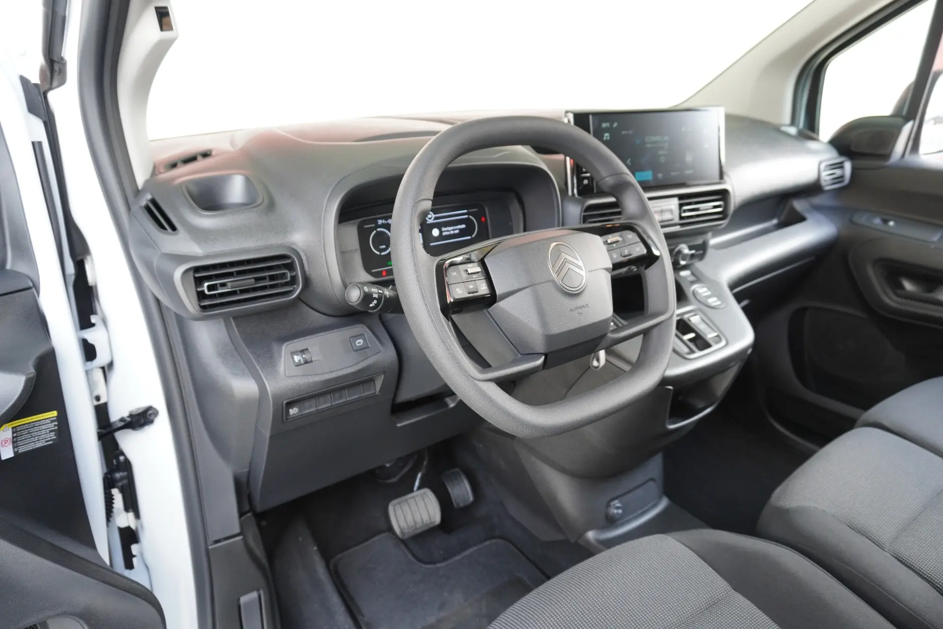Citroen e-Berlingo 50 kWh XL Max 12