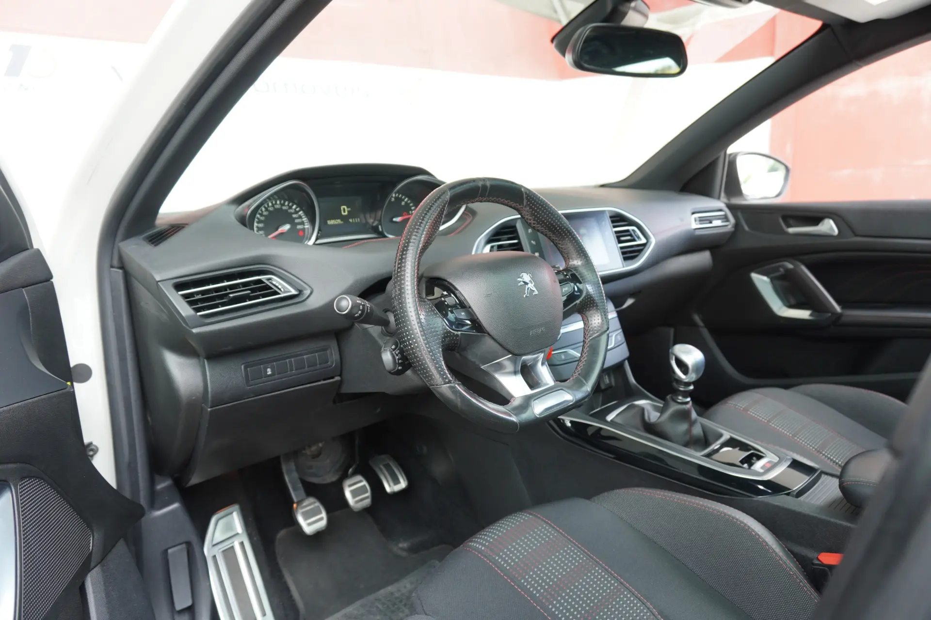 Peugeot 308 SW 1.5 BlueHDi GT Line 6