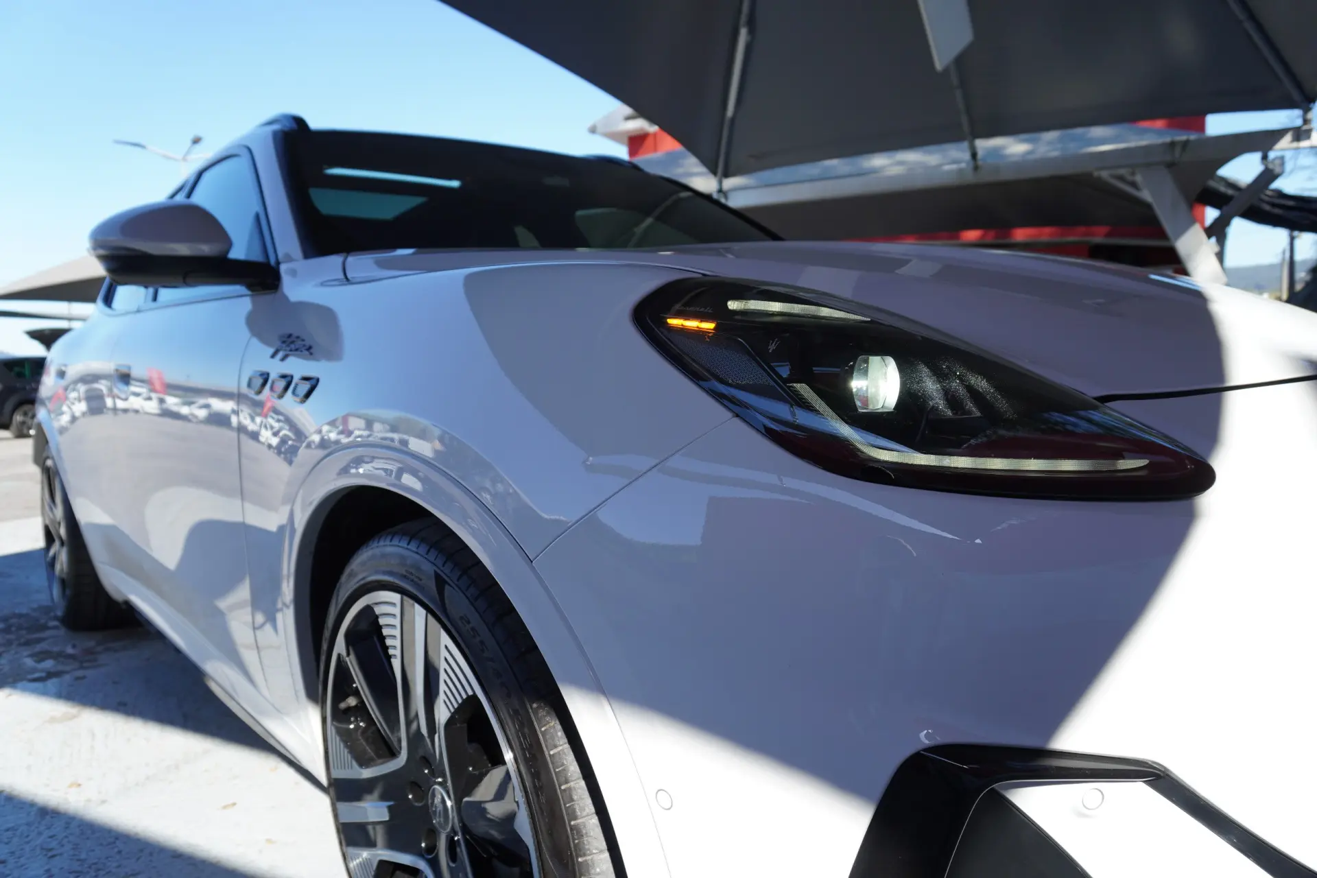 Maserati Grecale Folgore 37