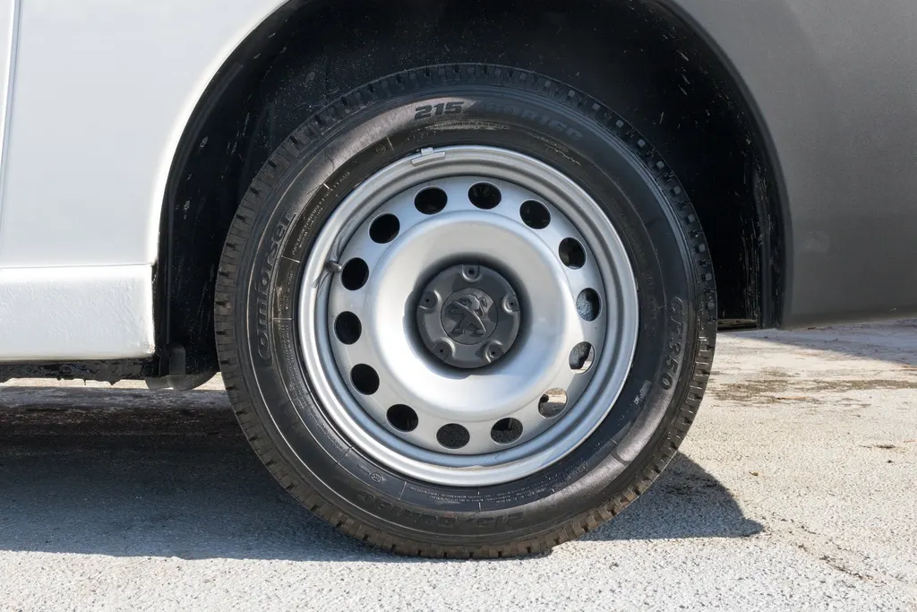 Peugeot Expert 1.6 HDi L1 Confort AC 12