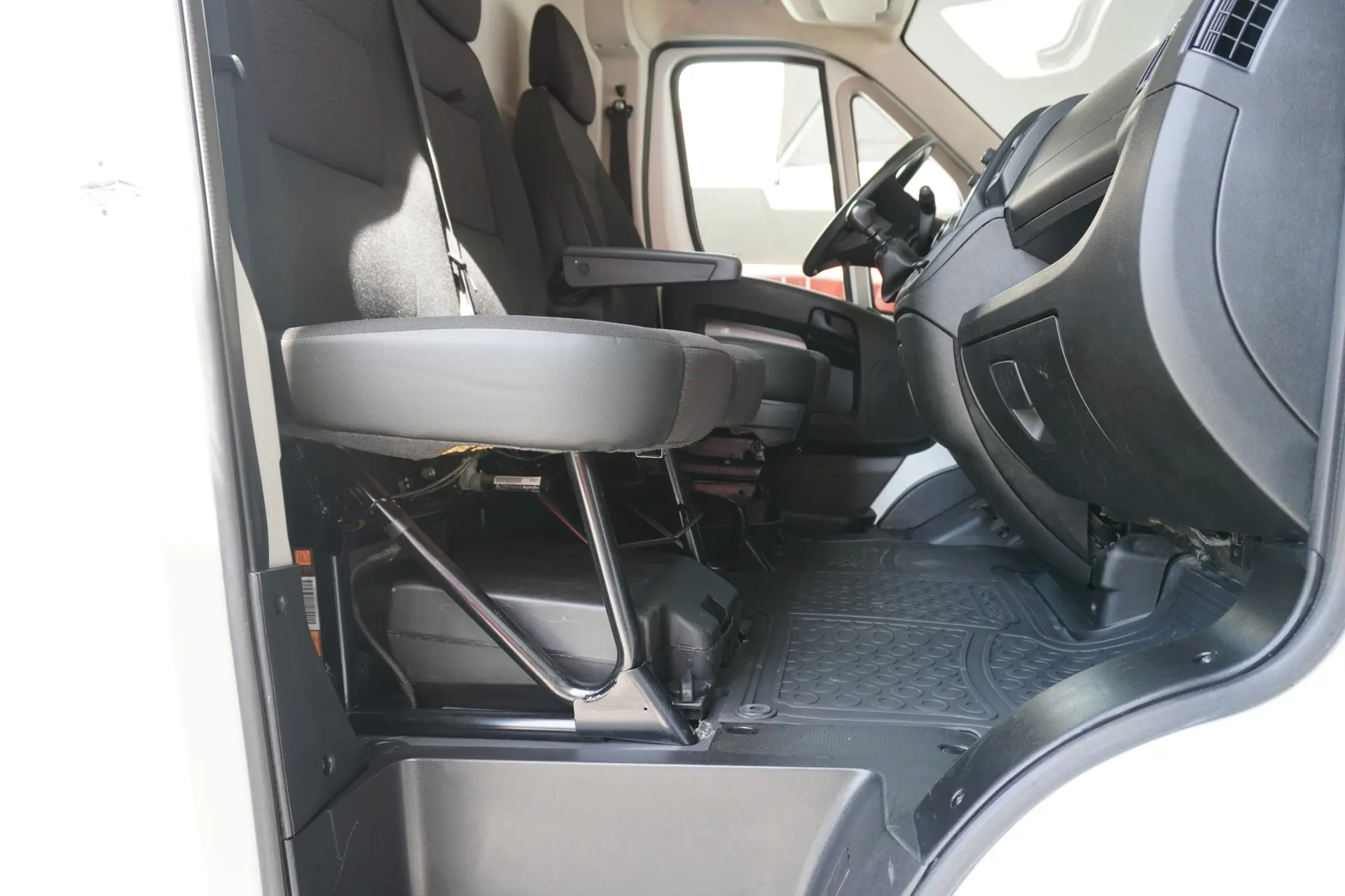 Peugeot Boxer HDi L2H2 S&S Active 19