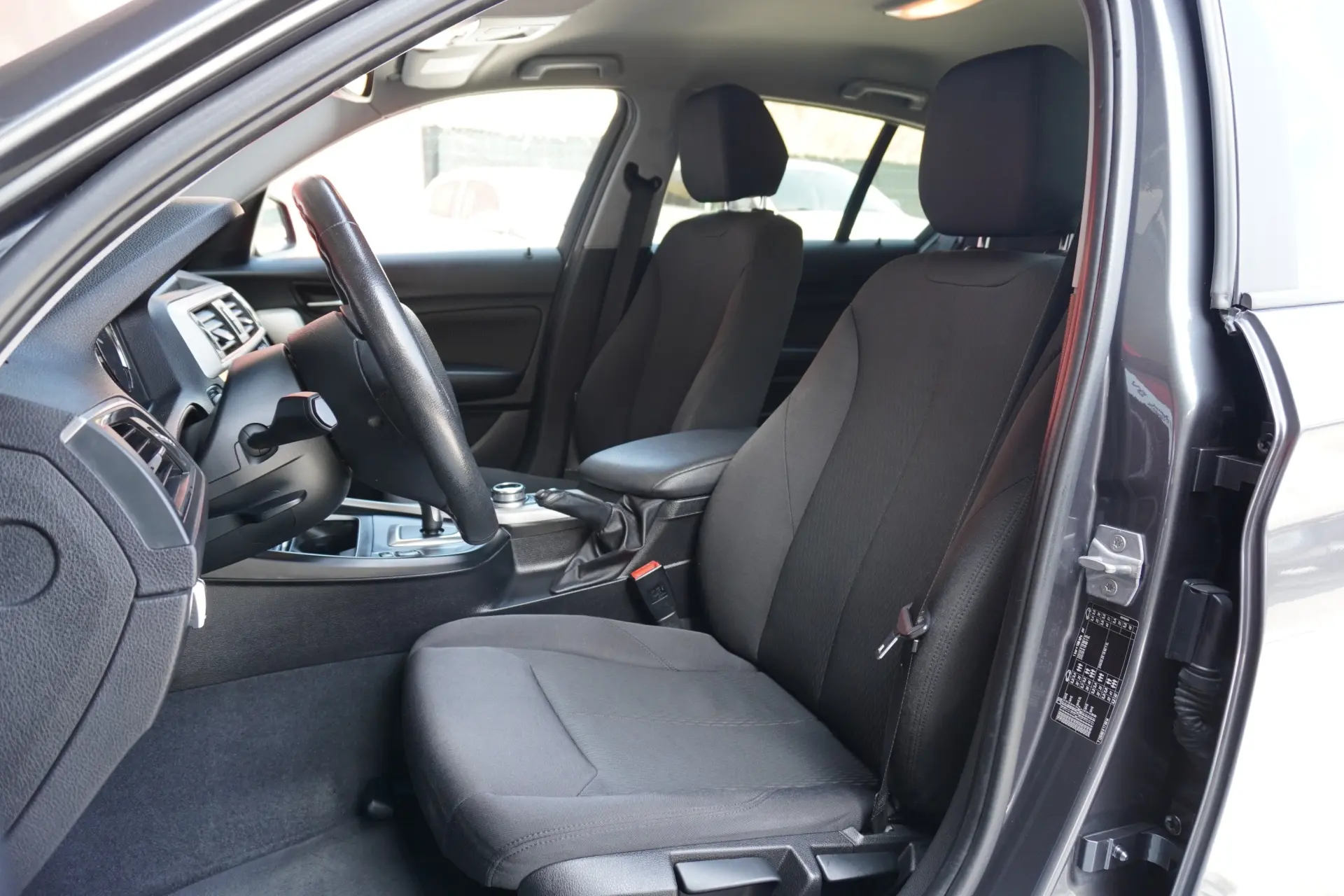 BMW 116 d Line Urban Auto 8