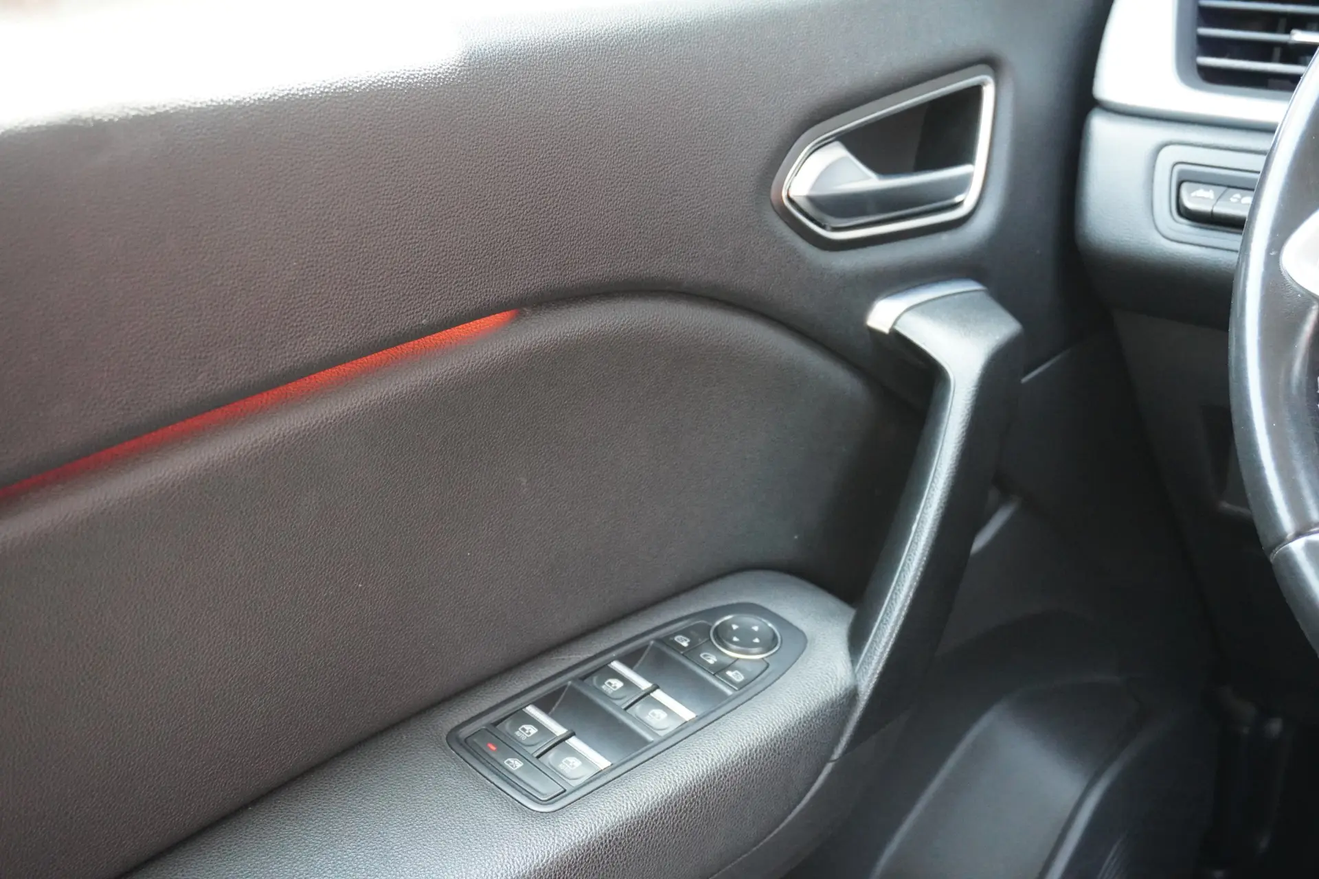Renault Captur BLUE dCi 115 EDC INTENS 12