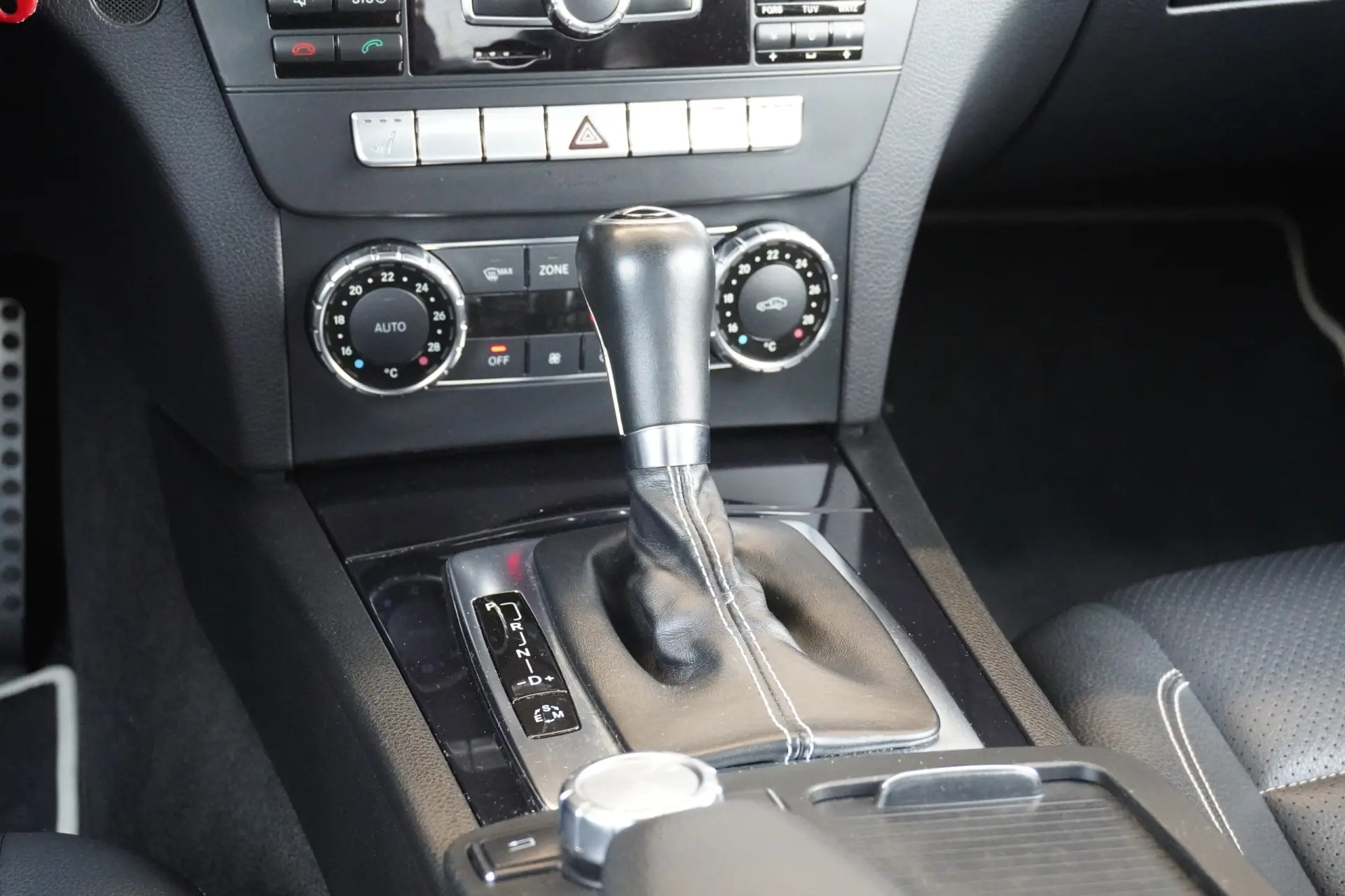 Mercedes-Benz C 220 CDI 7G-TRONIC Edition 12