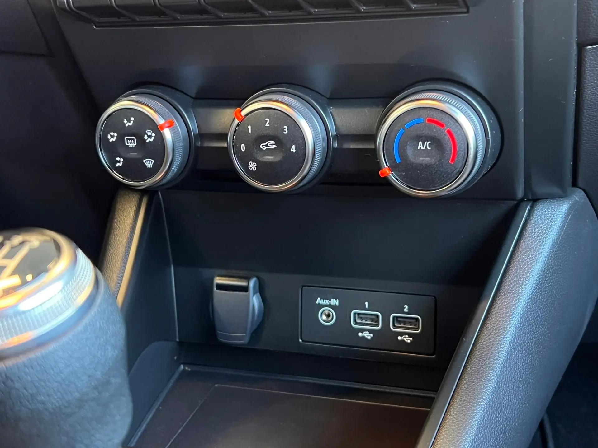 Renault Captur 1.0 TCe Evolution 17