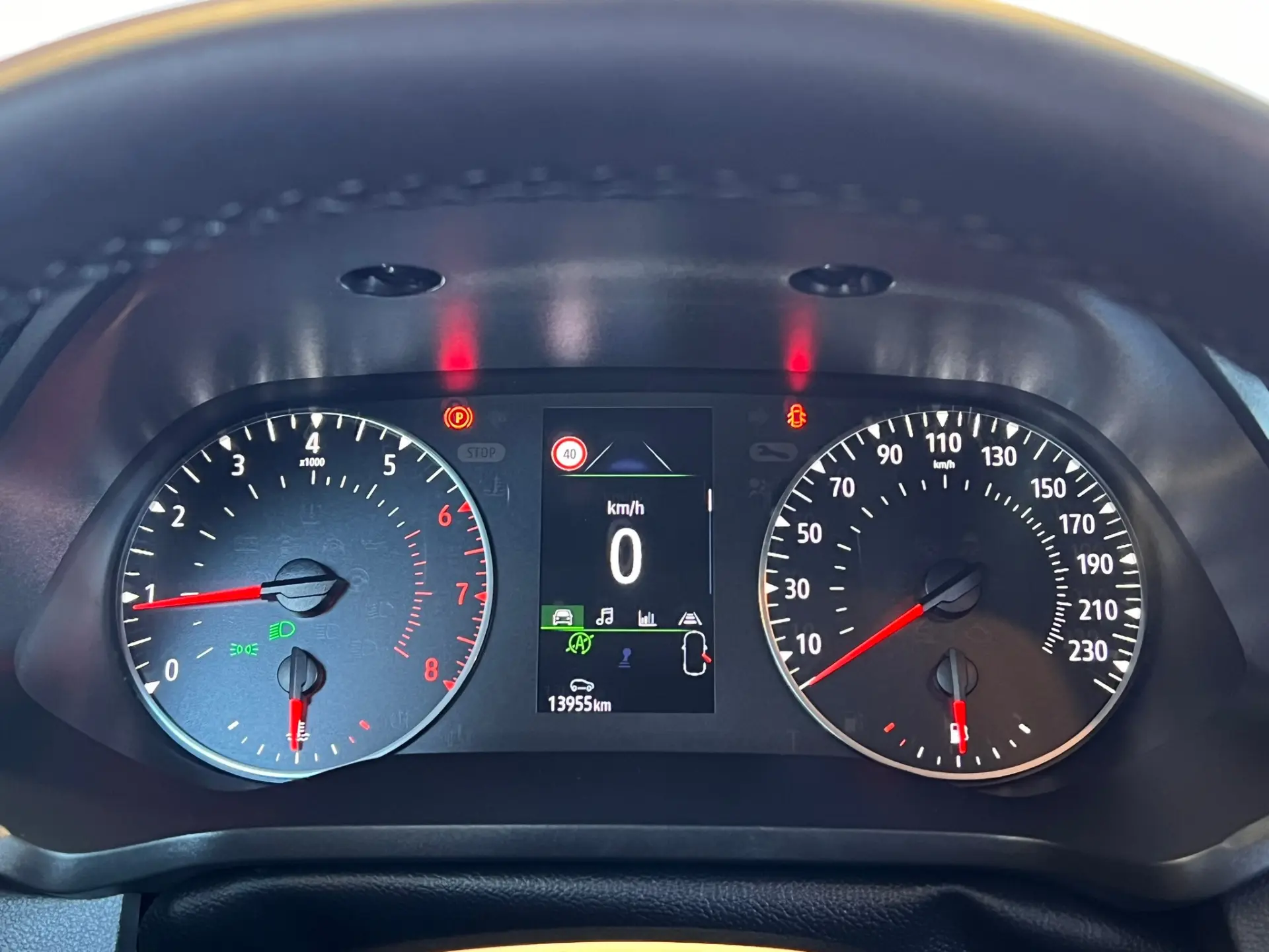 Renault Captur 1.0 TCe Evolution 11