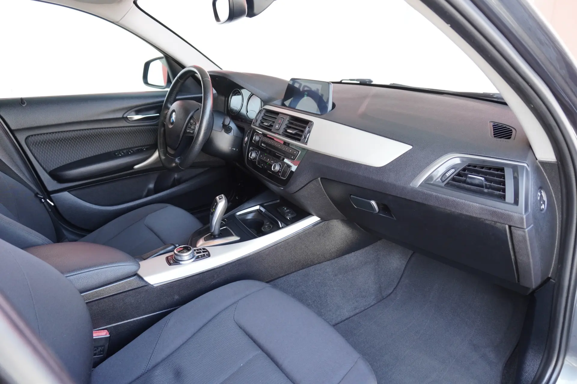 BMW 116 d Line Urban Auto 16