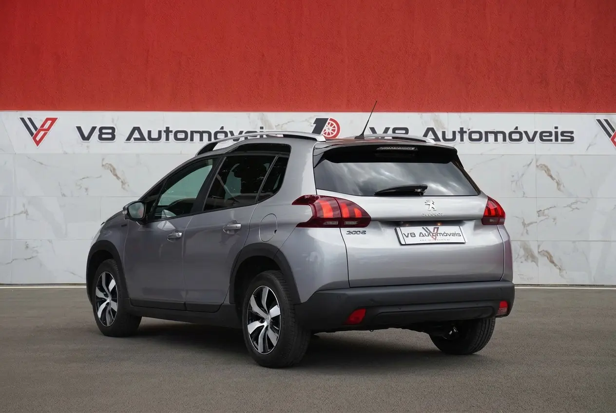 Peugeot 2008 1.5 BlueHDi Allure 3