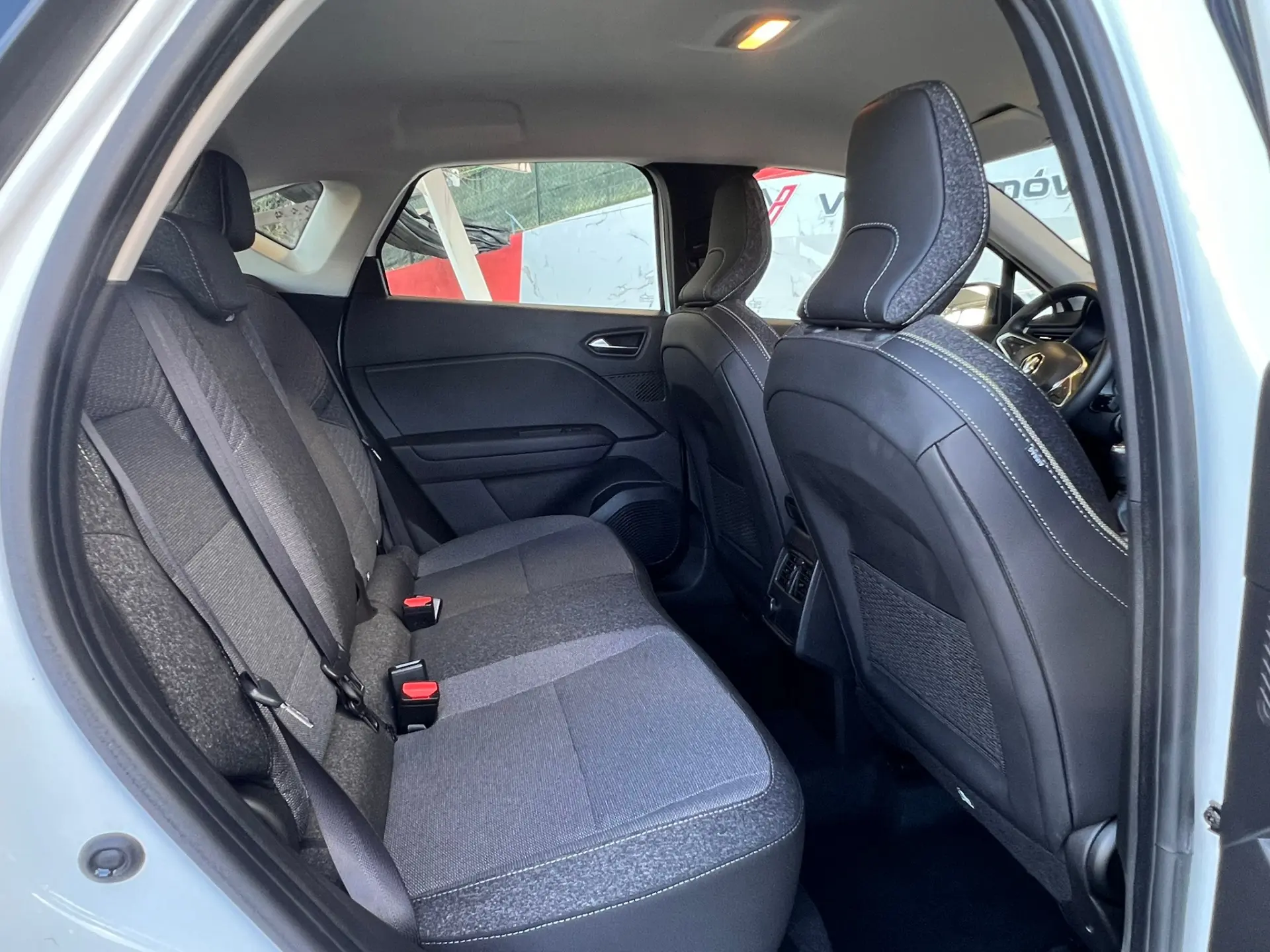 Renault Captur 1.0 TCe Evolution 14