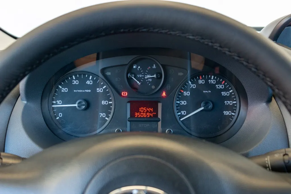 Toyota Proace 2.0 D-4D 3 LUG AC 10