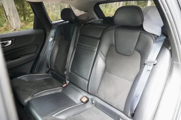 Volvo XC 60 13
